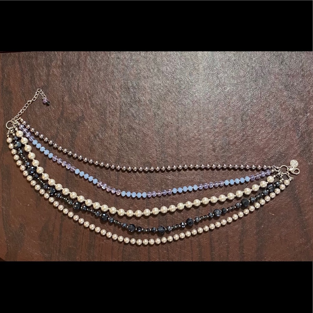 White House Black Market 5 string necklace (blues) - Picture 5 of 6